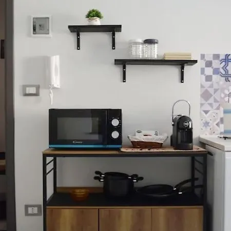 Domus Mea Monolocale شقة تْرابْيا